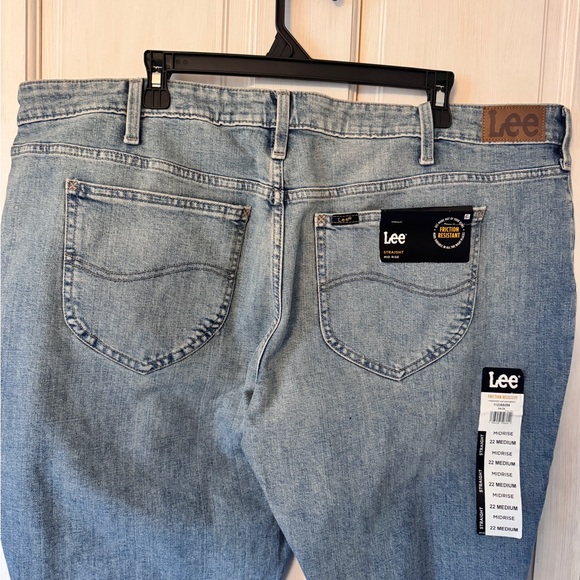 Lee Denim Straight Leg Jeans in Light Blue - Picture 4 of 10